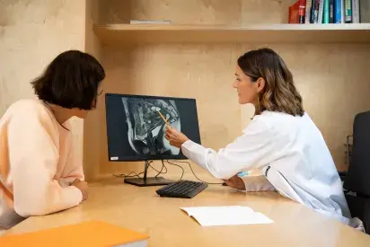 Leire Goyeneche slider image 1